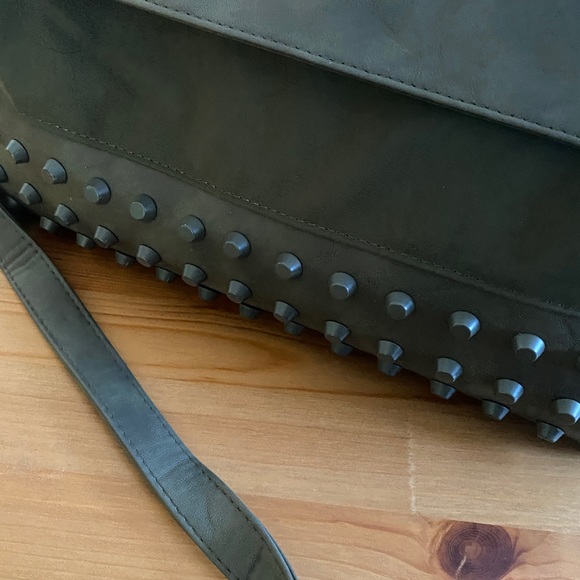 Kwani studded bag - Picture 2 of 7